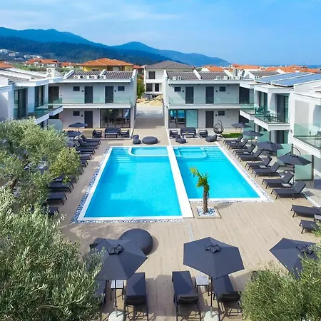 Daria Essence فندق