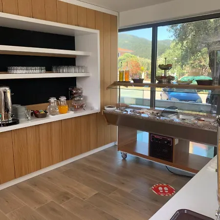 Hotel Daria Essence 4*