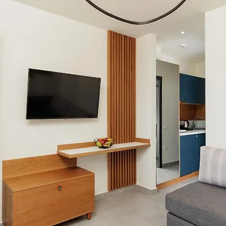 Daria Essence فندق